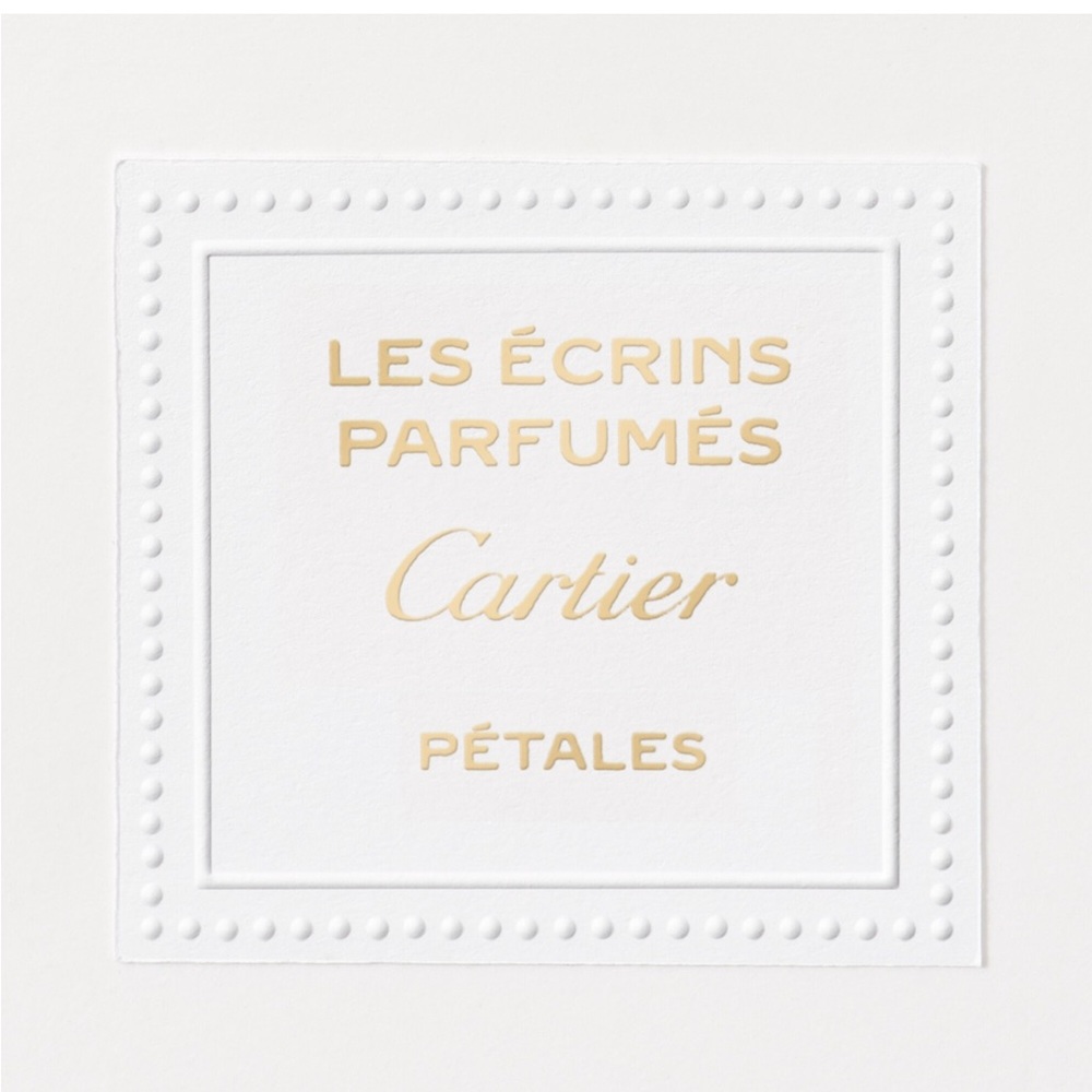 Cartier White Candle in Petals πΈπ©· - Picture 12 of 15